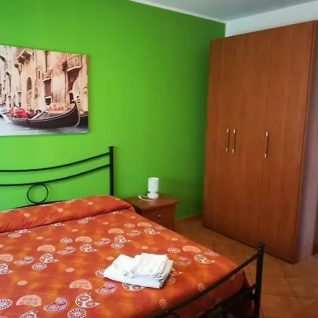 לינה וארוחת בוקר B&B Ciampino צ'יאמפינו